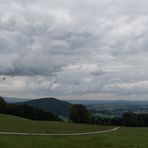 Graue Wolken auf der Sonnenalm