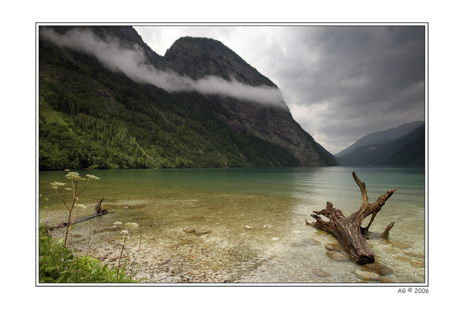 Graue Wolken über dem Königssee