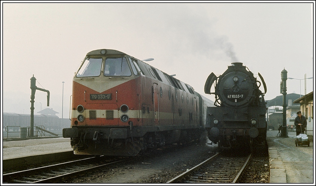 Grauer Eisenbahnalltag im April 1984, dazu mieses Wetter in Saalfeld ……