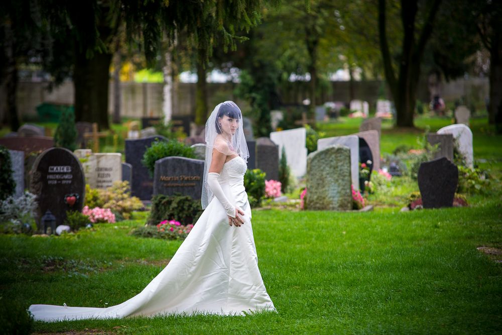 [Graveyard & Bride] II