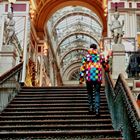 Gravir l'escalier du passage Pommeraye 