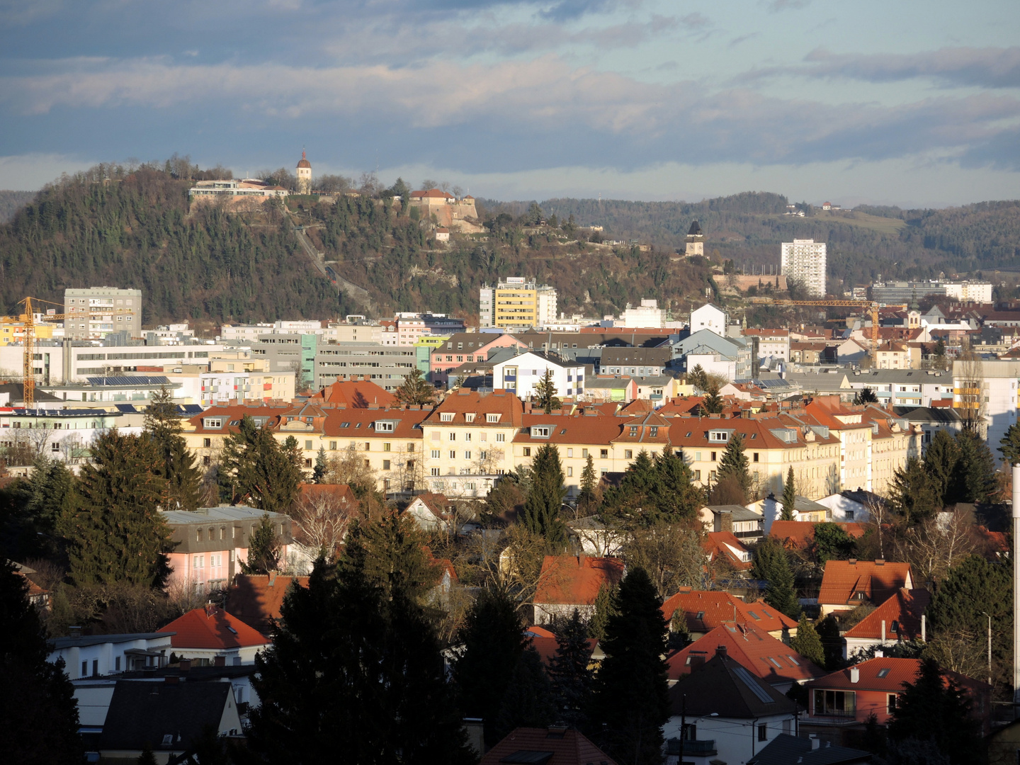 Graz, mitten im Winter, 17 Uhr