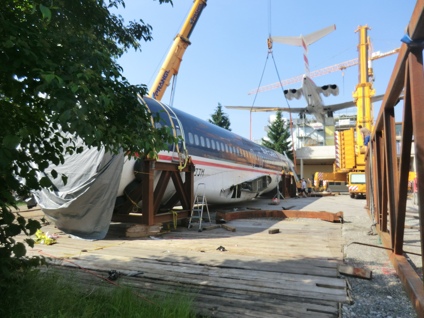 Graz nochmals zu den Flugzeugen .....