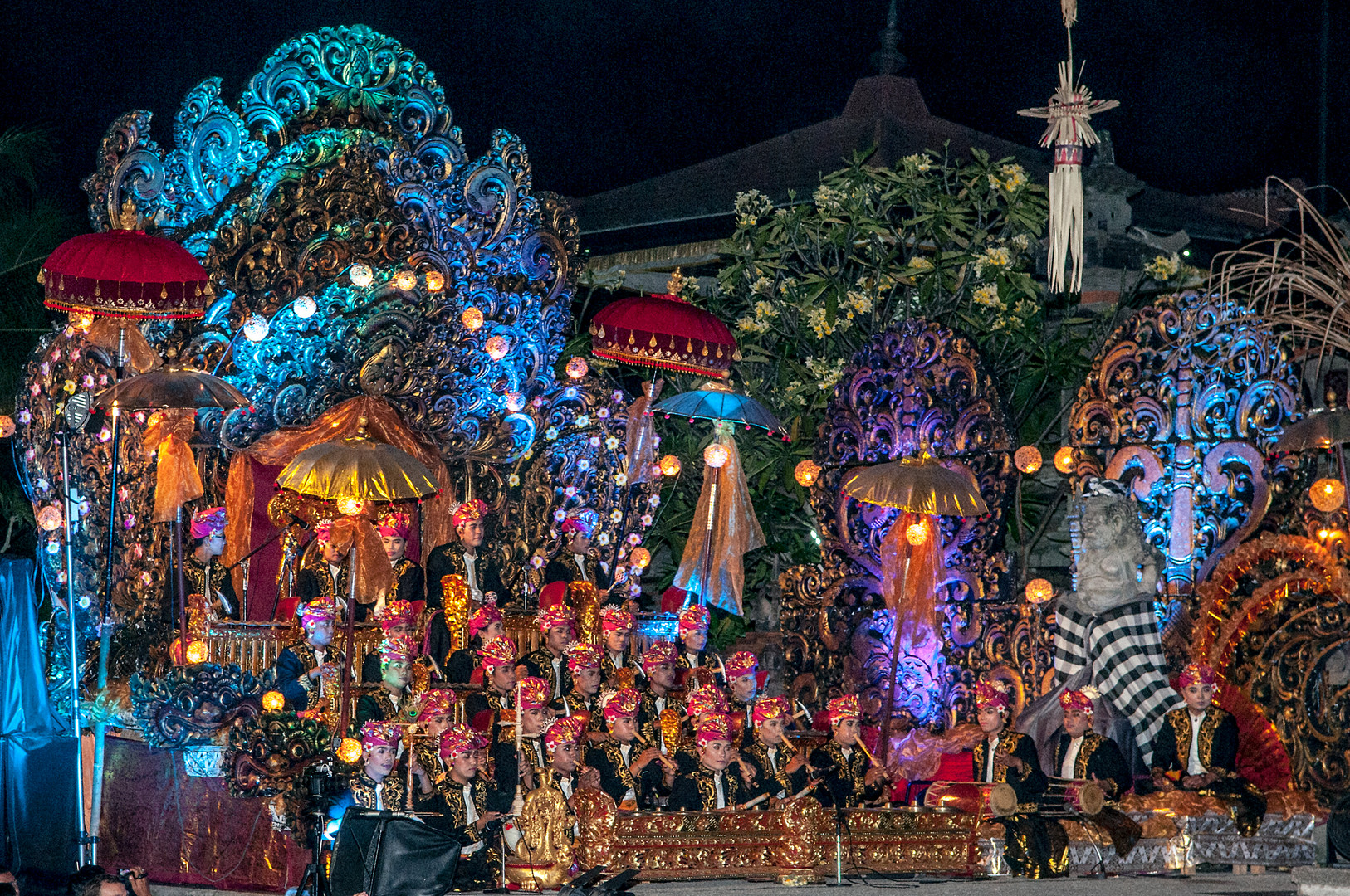 Great Gamelan ensemble in color spotlight 