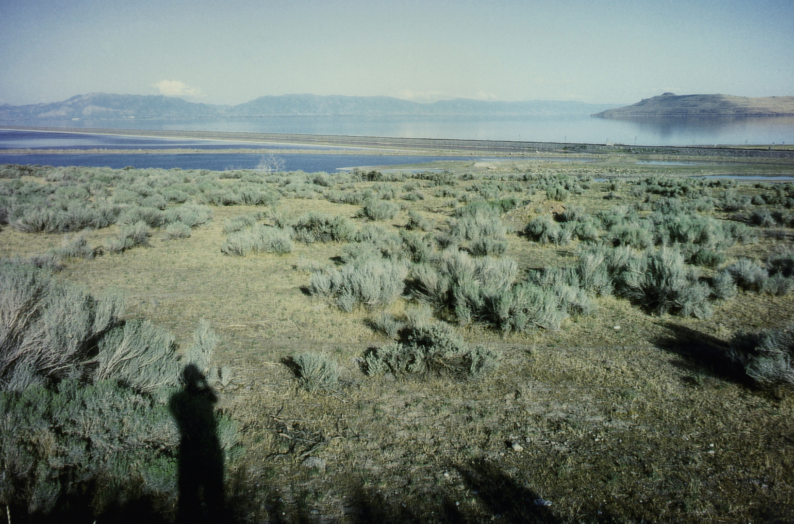 Great Salt Lake, Eisenbahndamm Lucin Cutoff (2), Union Pacific, UT, USA