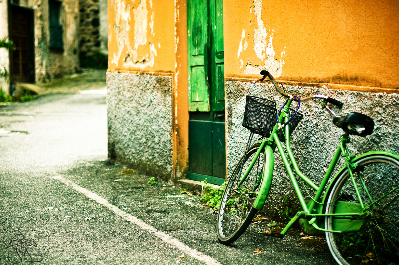 Green and Orange.