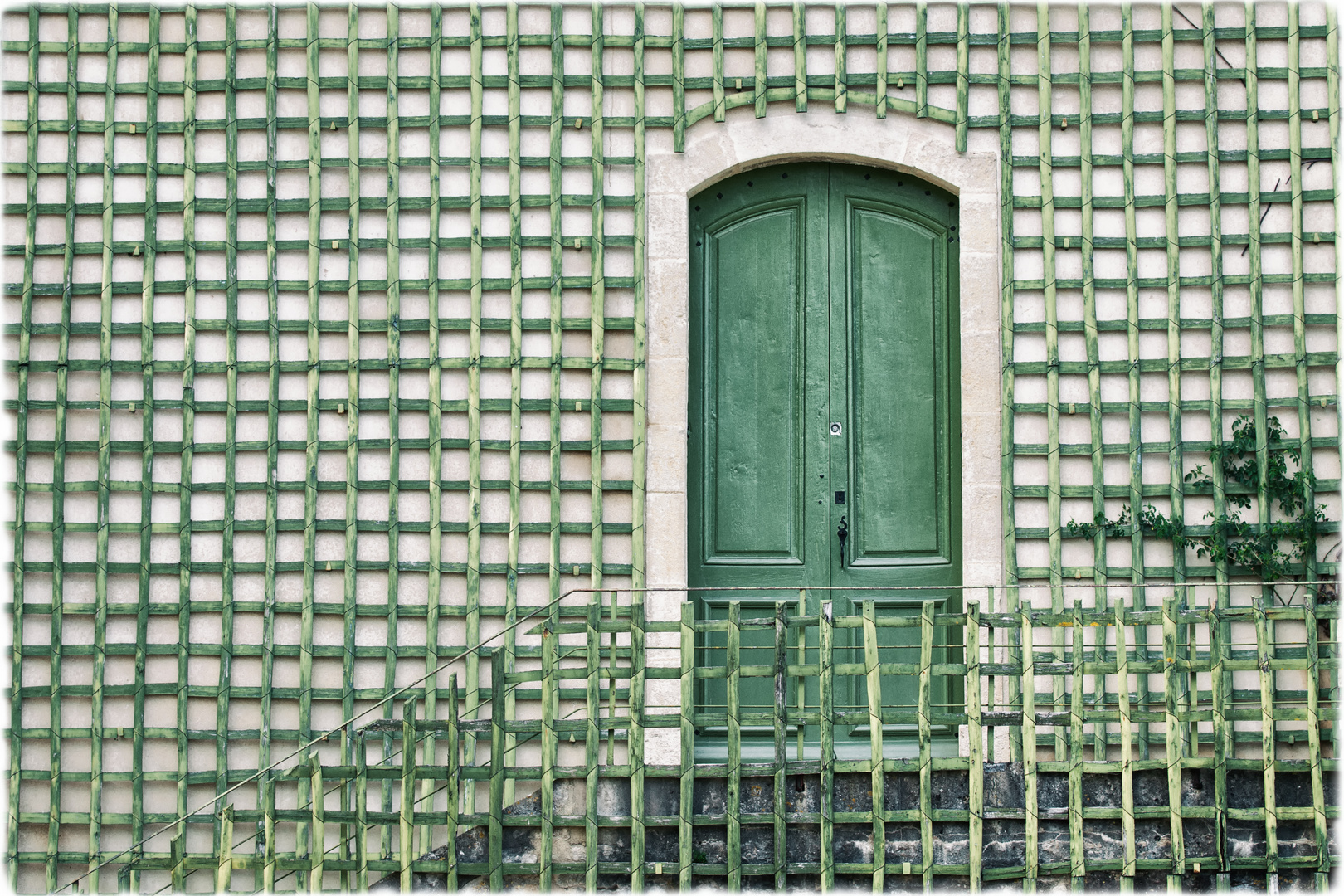 green door