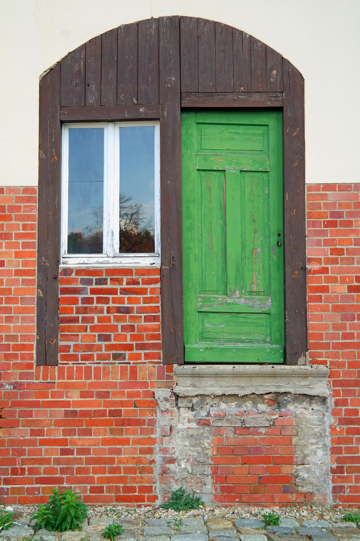 Green Door