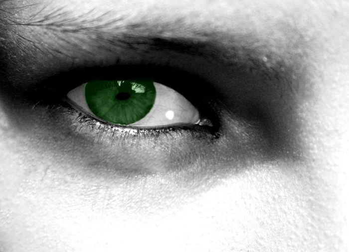 Green EyE