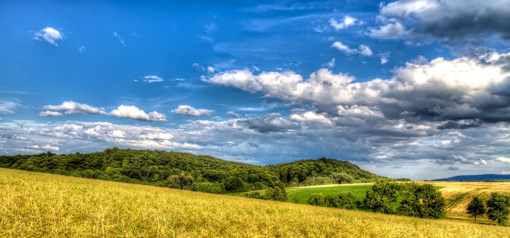 Green Hills (HDR)