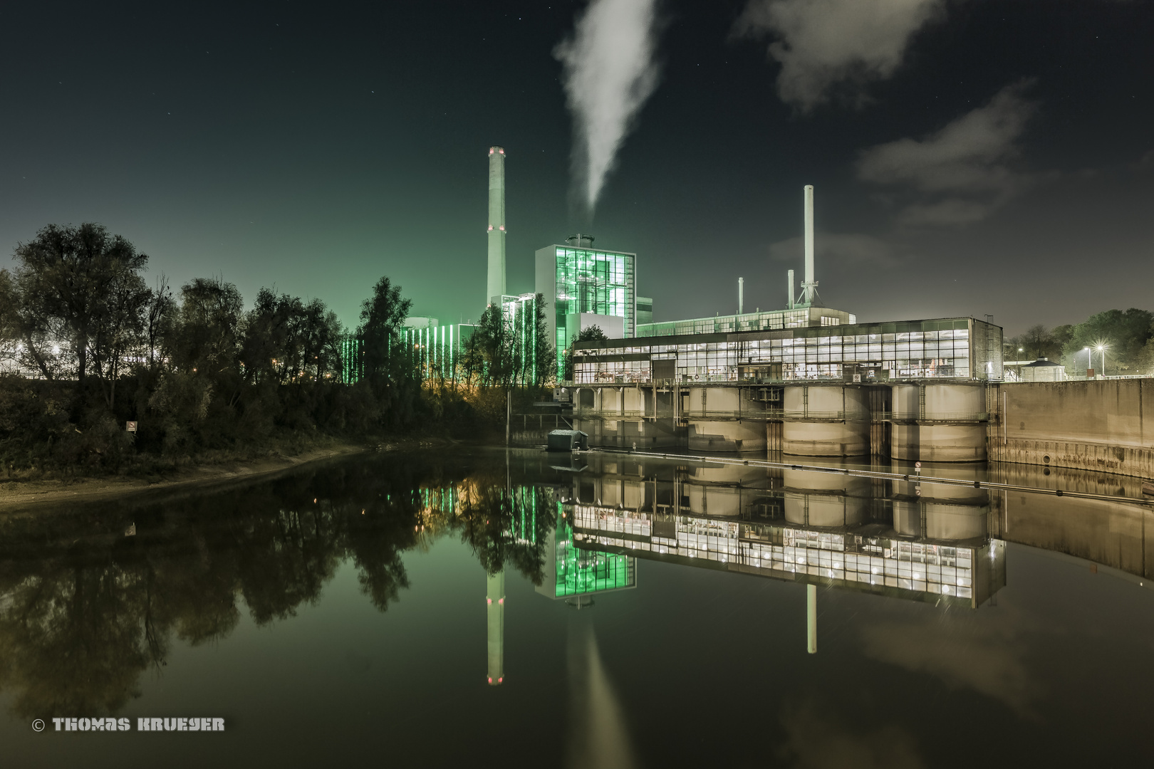 "green-power" in Düsseldorf , Kraftwerk Lausward