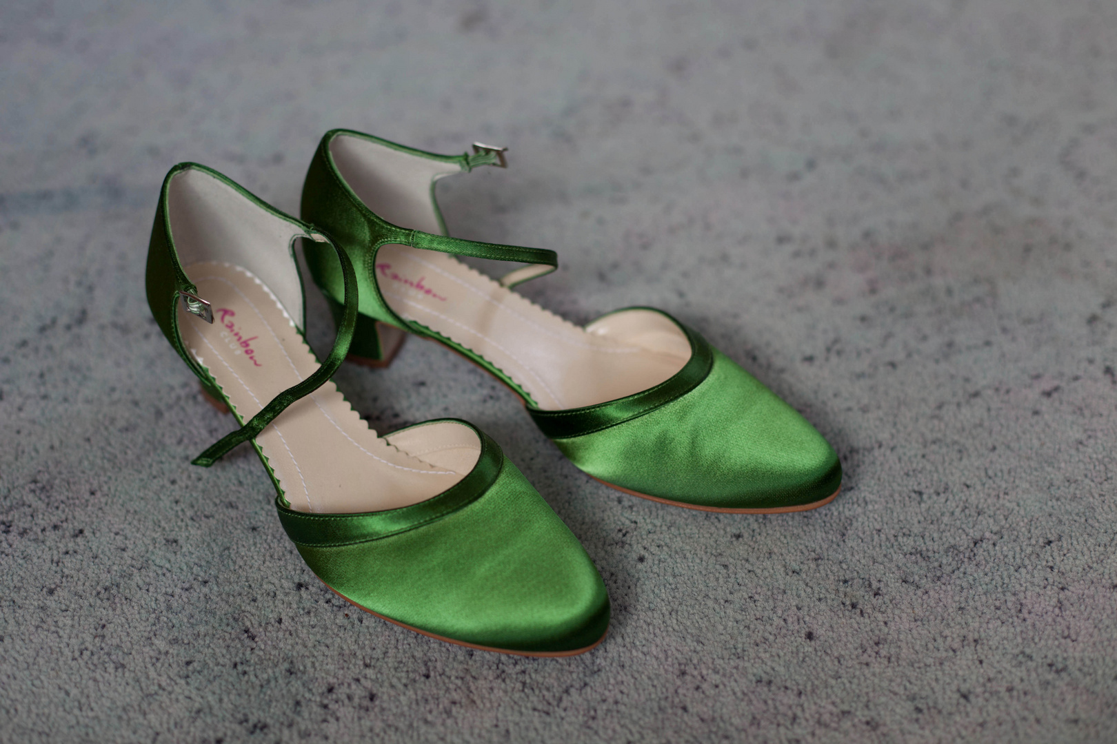 green shoes...
