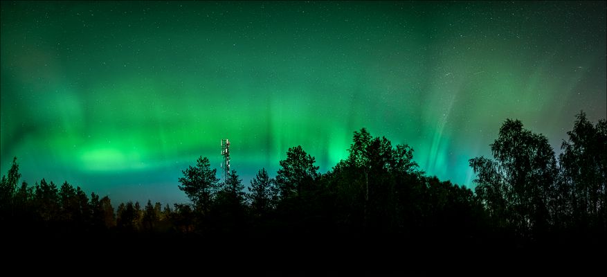 * green sky northern lights *