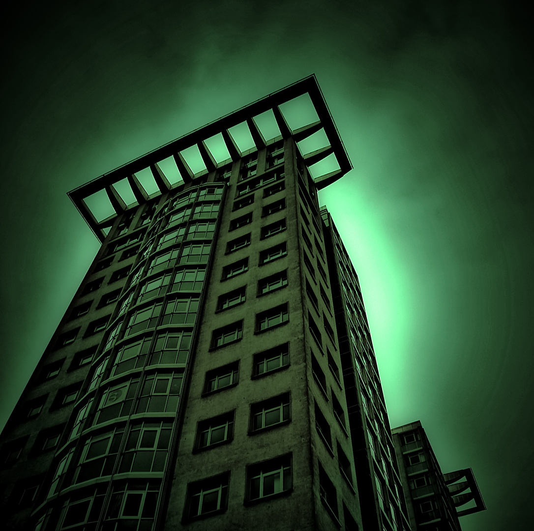 GREEN TOWER