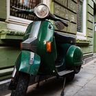 green-vespa-green-wall