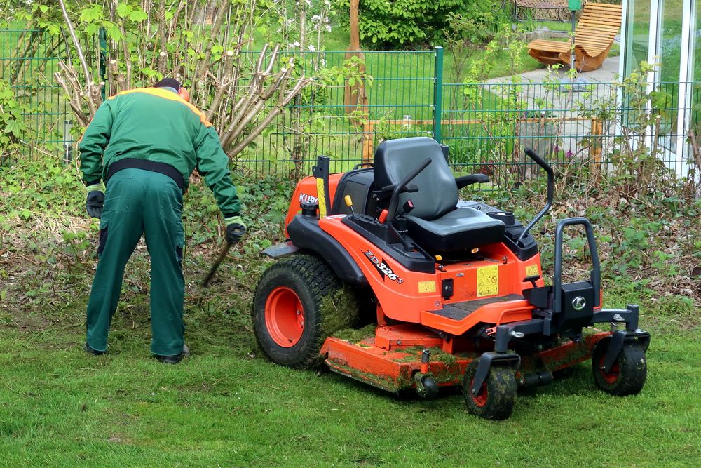Greenkeeper Foto & Bild | erwachsene, landschaft, garten- & parklandschaften Bilder auf ...
