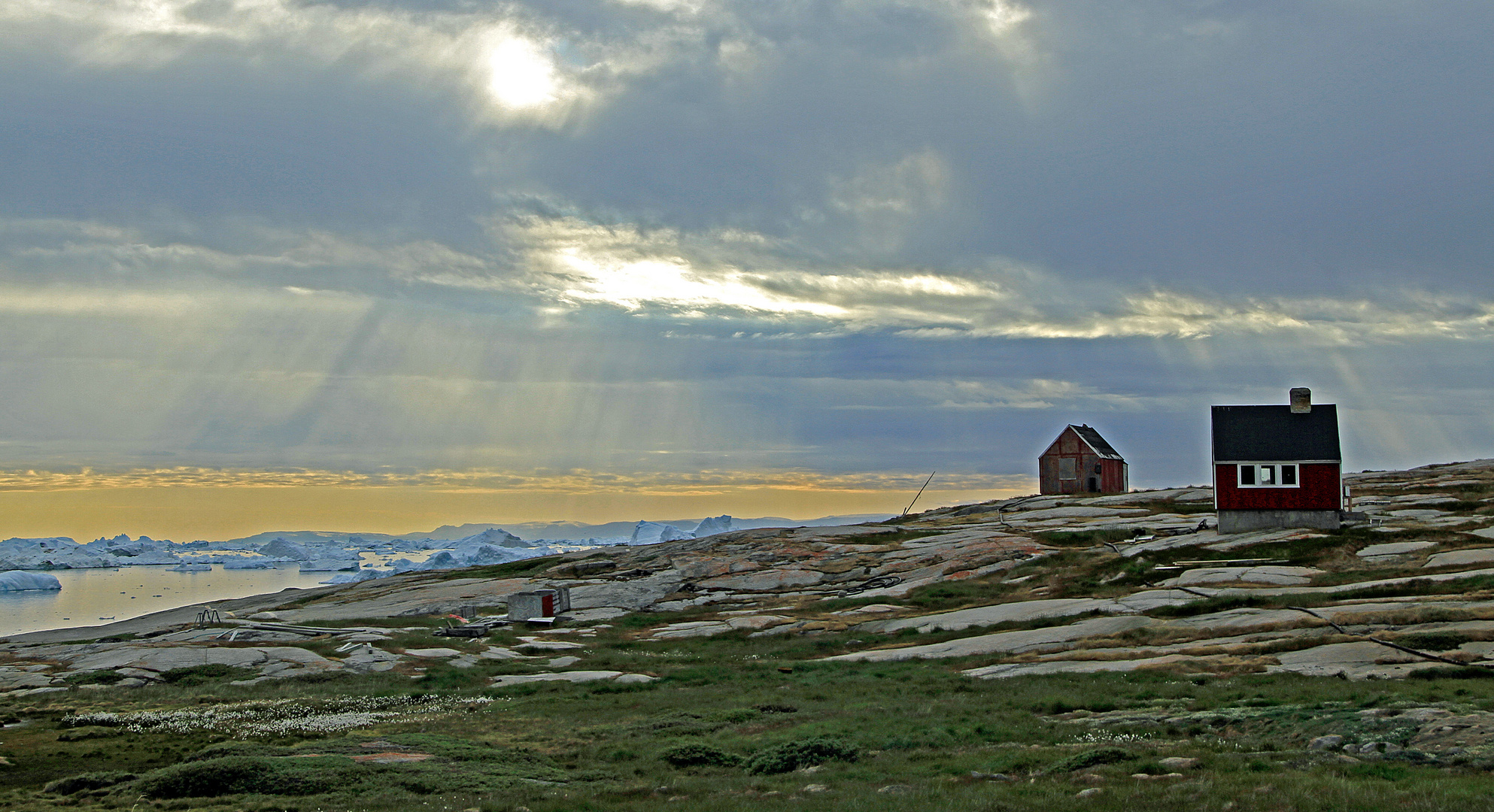 Greenland (2)