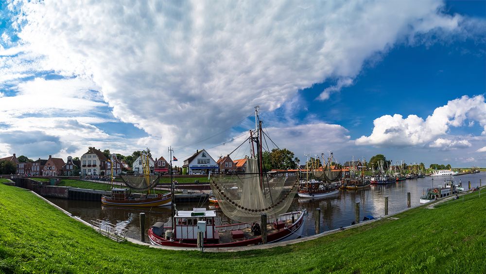 Greetsiel der Hafen insgesamt