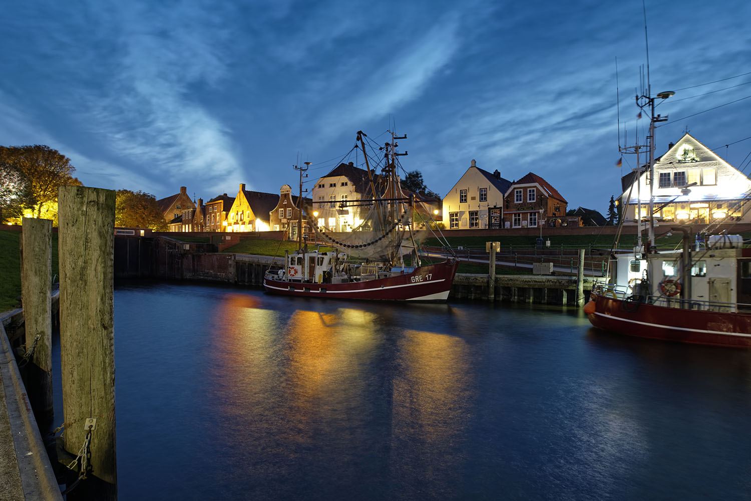 Greetsiel: Hafen am Abend