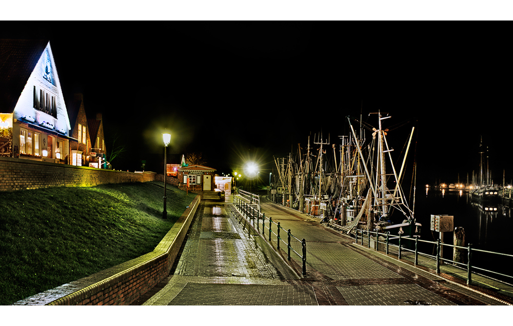 Greetsiel - Hafen bei Nacht 01