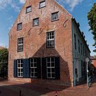 Greetsiel, "Hohes Haus", ehemaliges Rentamt von 1696, heute ein Hotel.