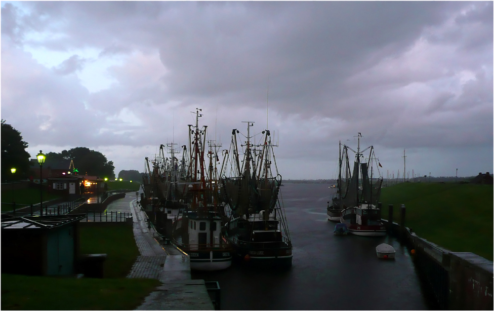 Greetsiel im Regen (1)