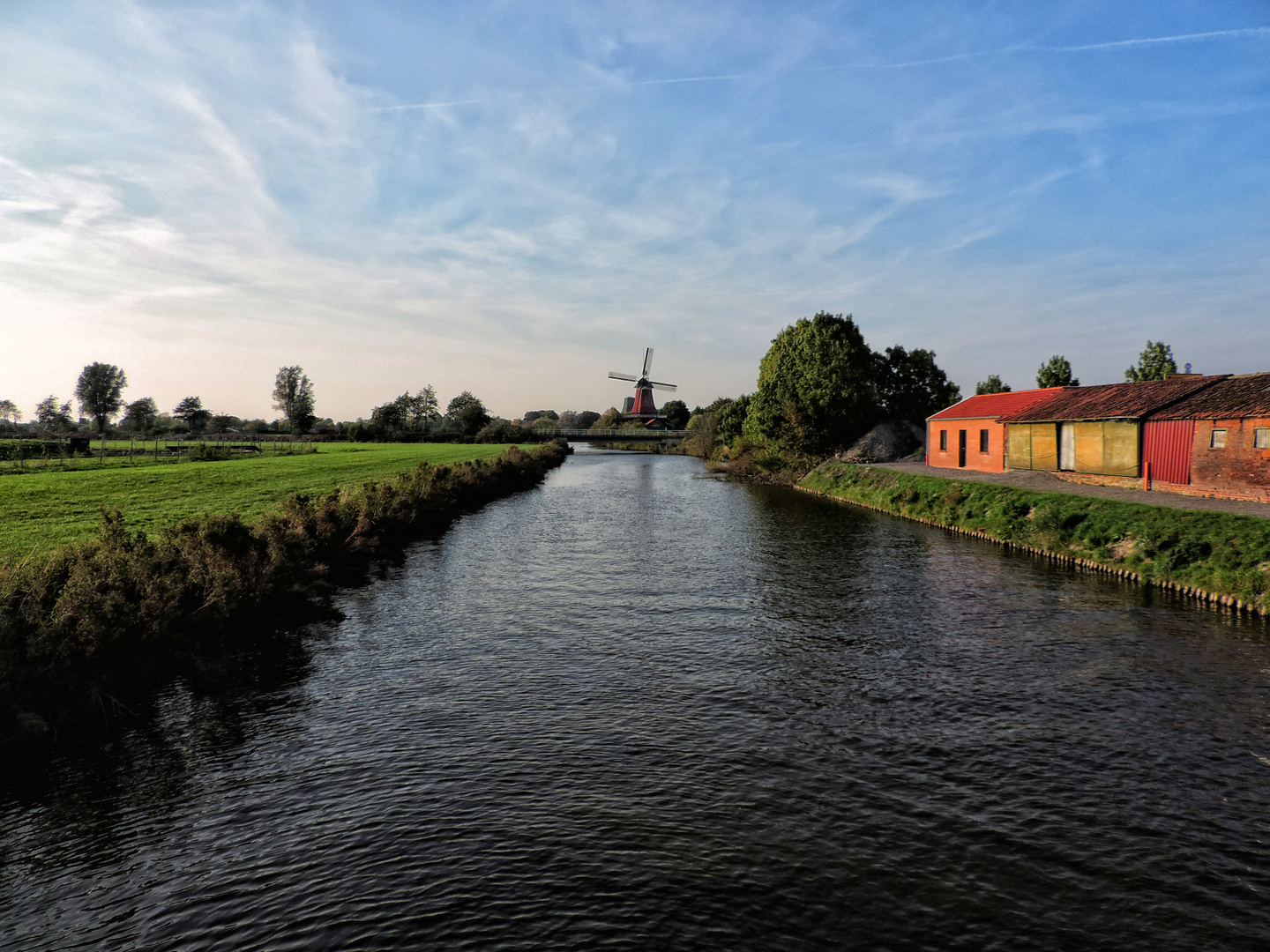 Greetsiel und die Zwillingsmühlen