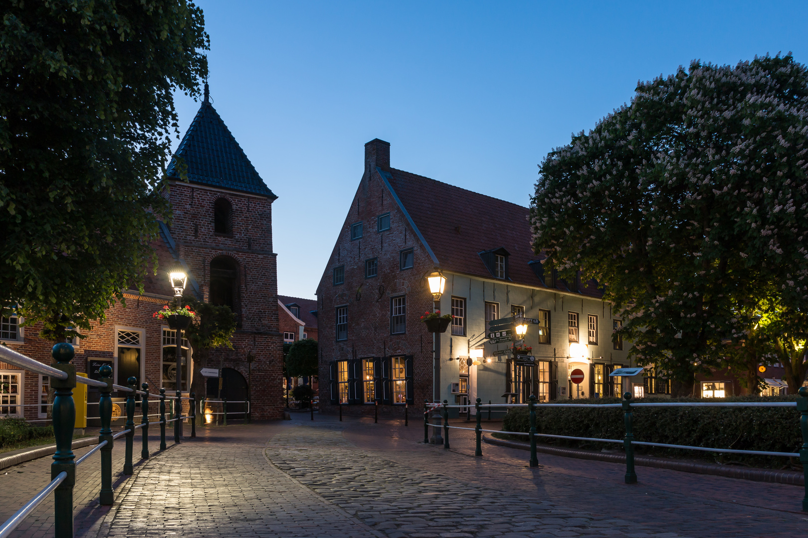 Greetsiel zur blauen Stunde