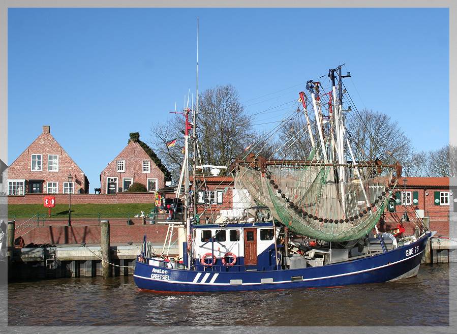 Greetsieler Hafen - Diesmal wieder mit einem Kutter! :-)