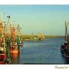 Greetsieler Hafen im Sonnenuntergang