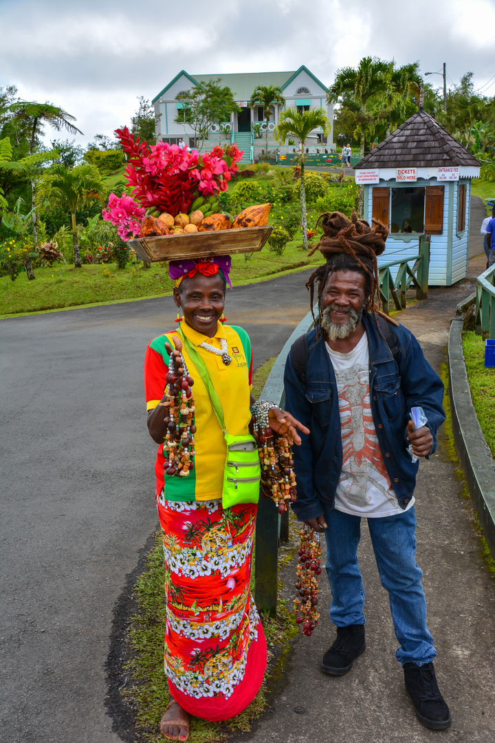 Grenada - Der Mix aus bunten Farben, fröhlichen Gesichtern... - April 2015