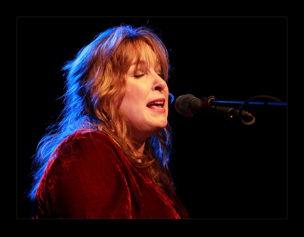 Gretchen Peters