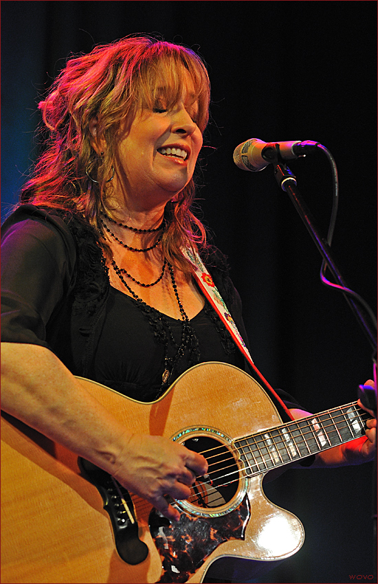 Gretchen Peters