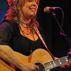 Gretchen Peters