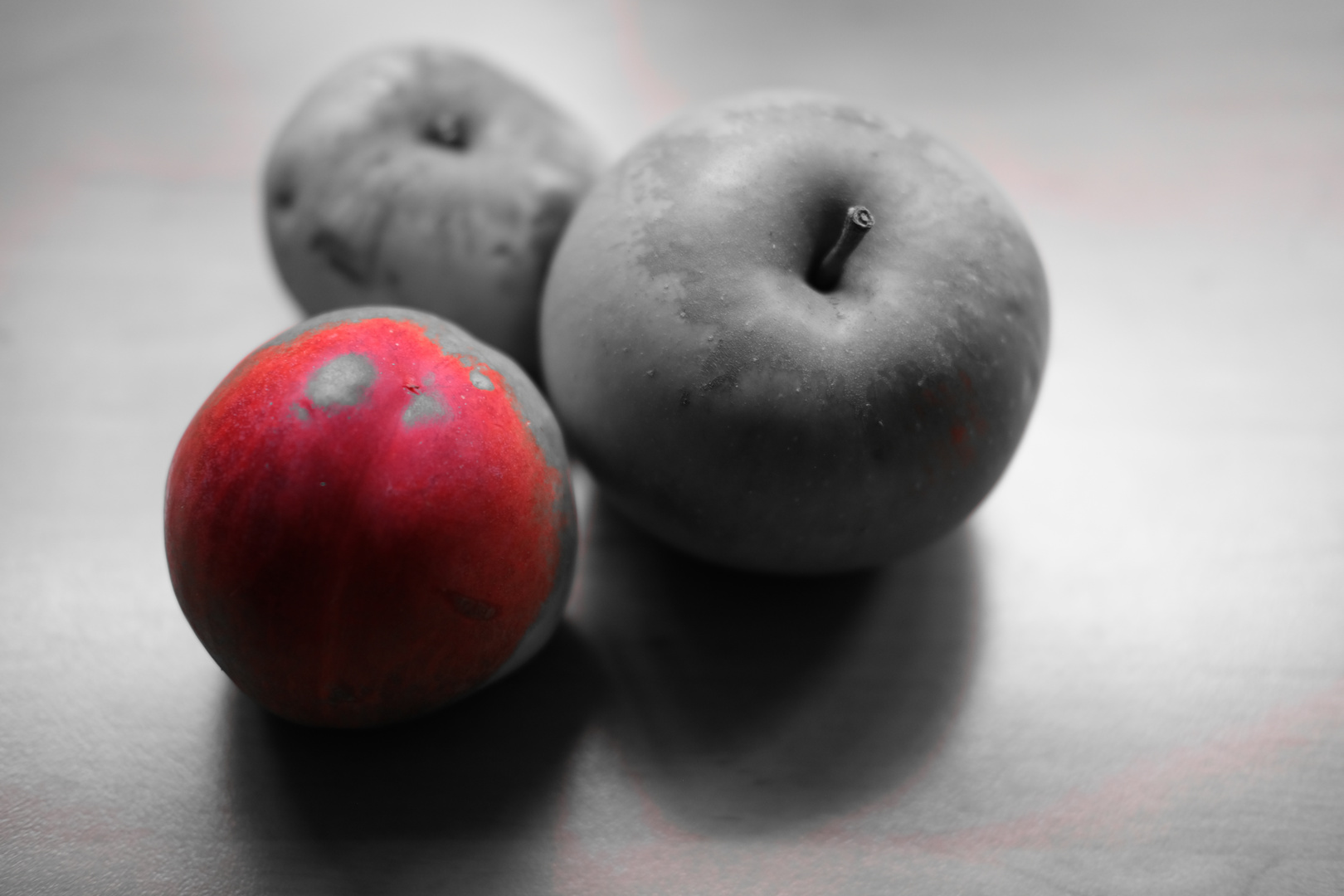 grey apples