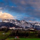 Greyerz und die Berge im Hintergrund