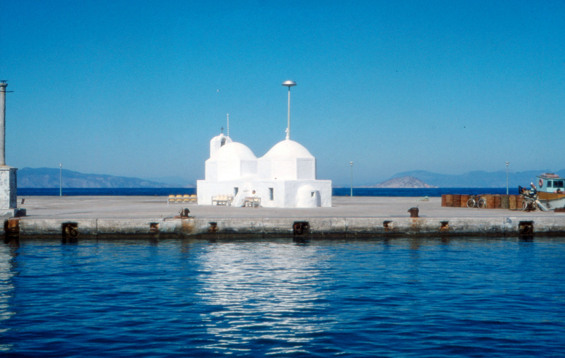 Griechische Inseln, Aegina, Orthodoxe Kirche am Hafen