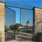 Grille d’entrée ouest du Château Guiraud