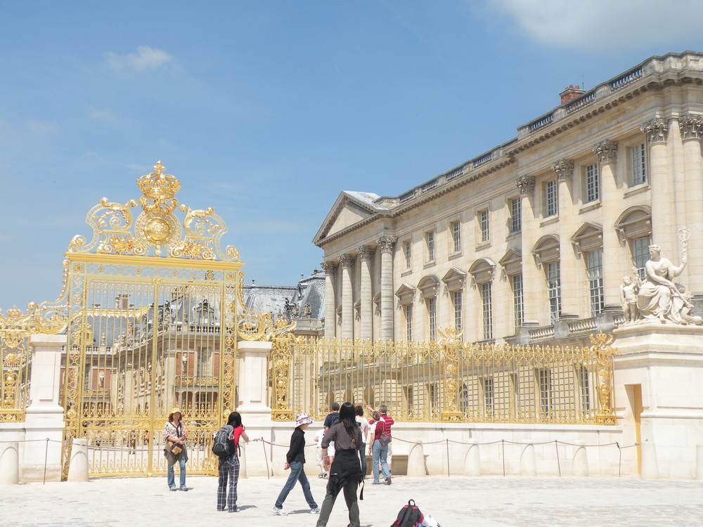 grilles du chateau de Versailles