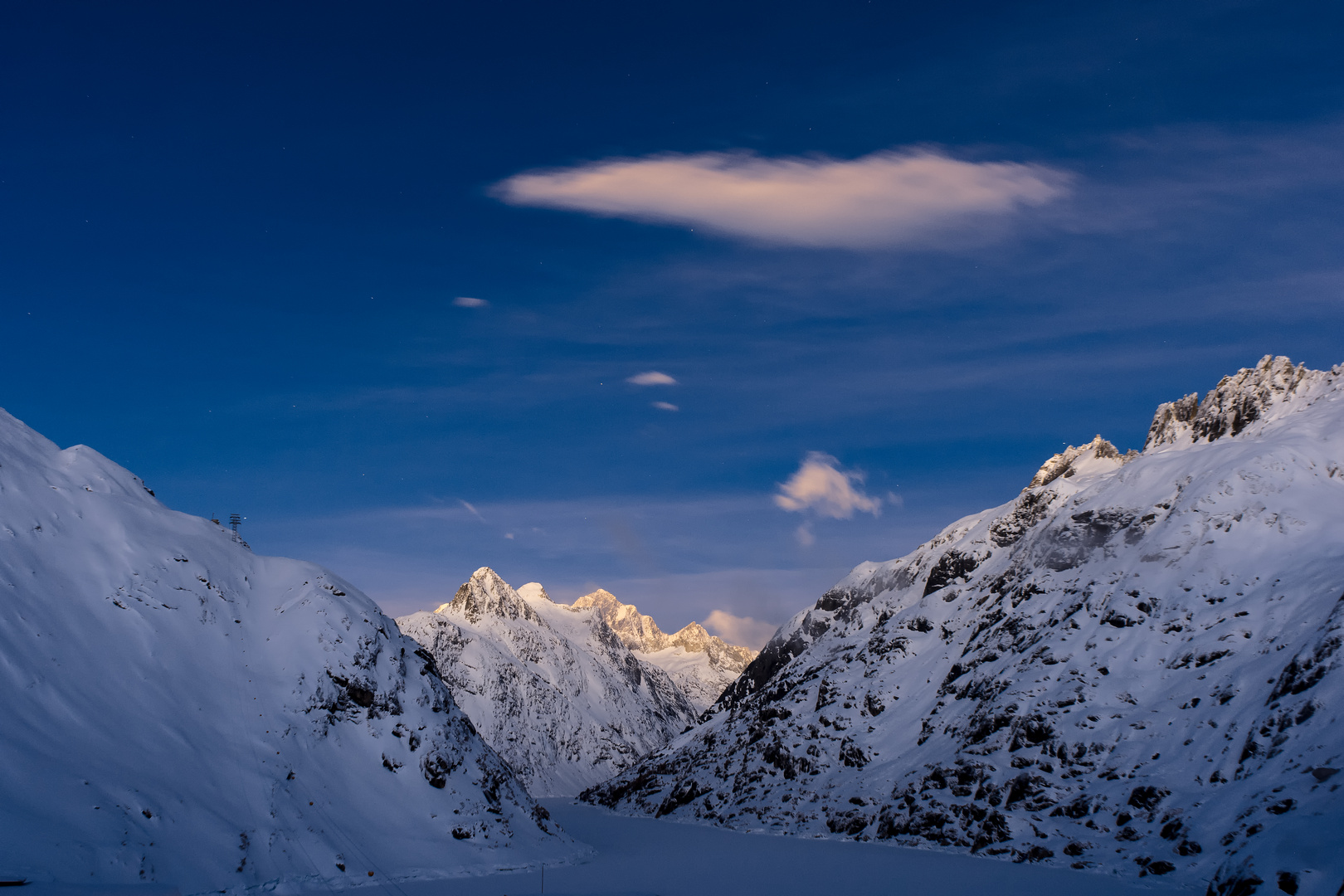 Grimsel first light