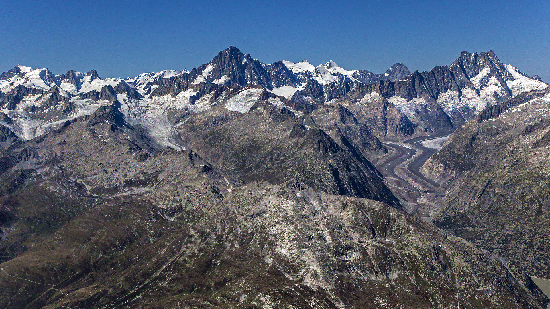 GRIMSEL-PANORAMA: Blick auf die BERNER ALPEN