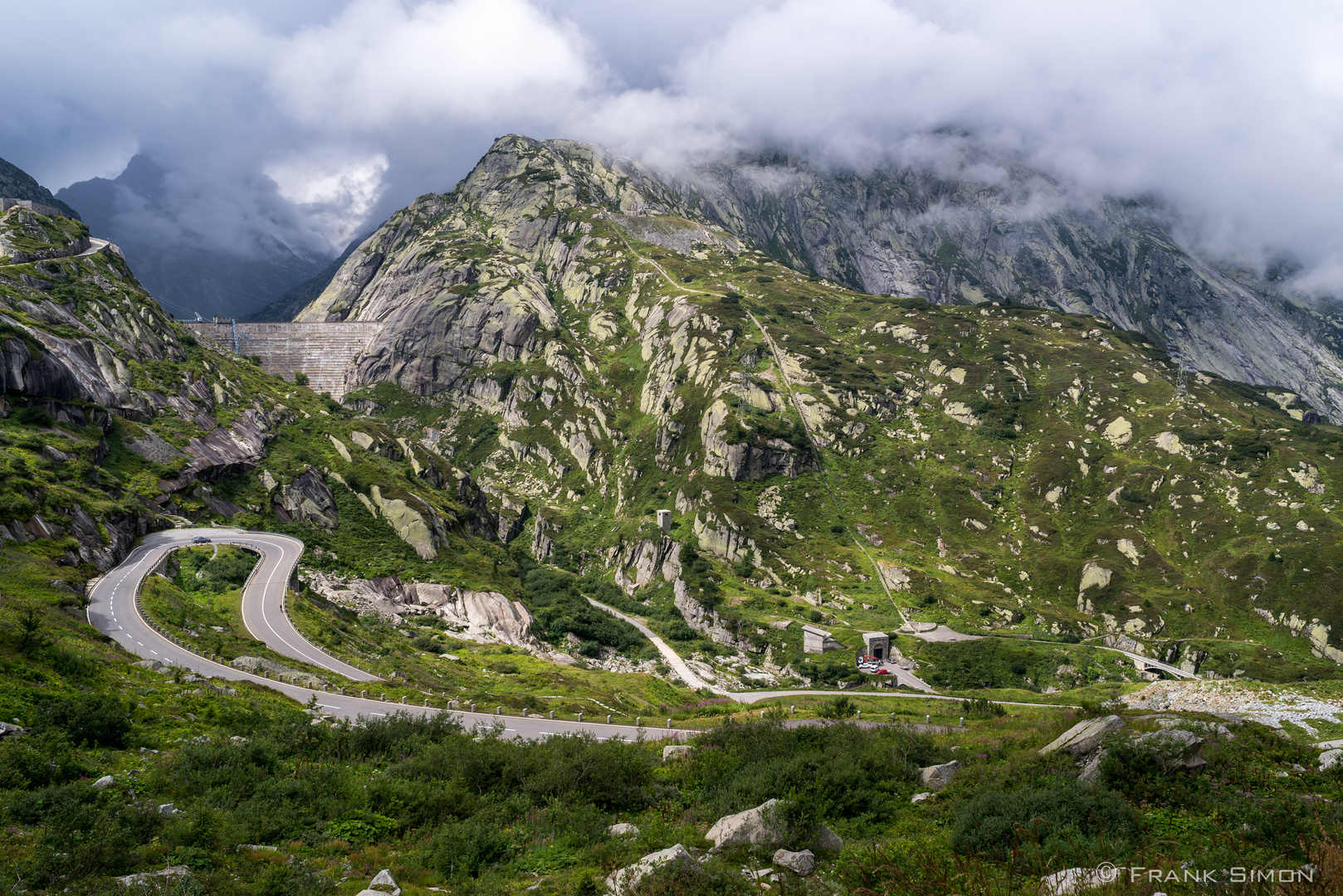 Grimselpass (Nikkor Ai 28mm 2.8 - 1977)