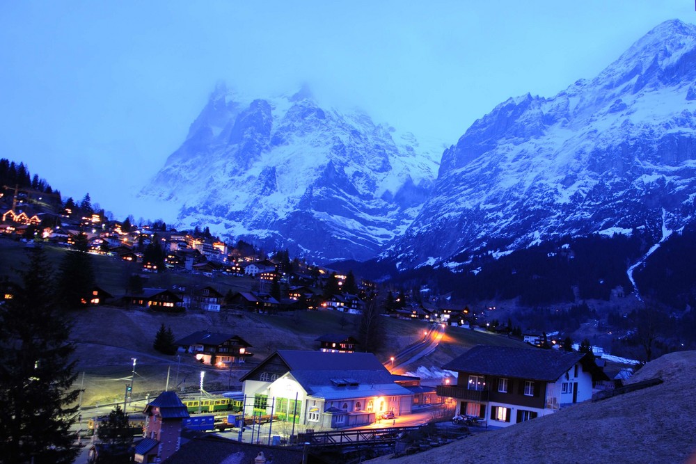 Grindelwald bei Nacht