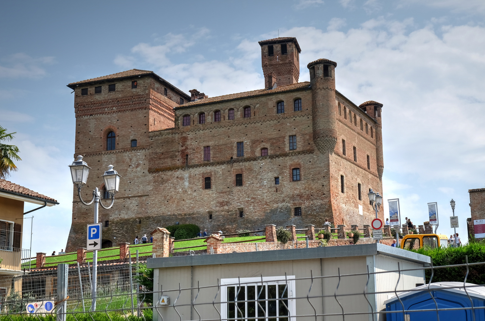 ... Grinzane Cavour 3 ...