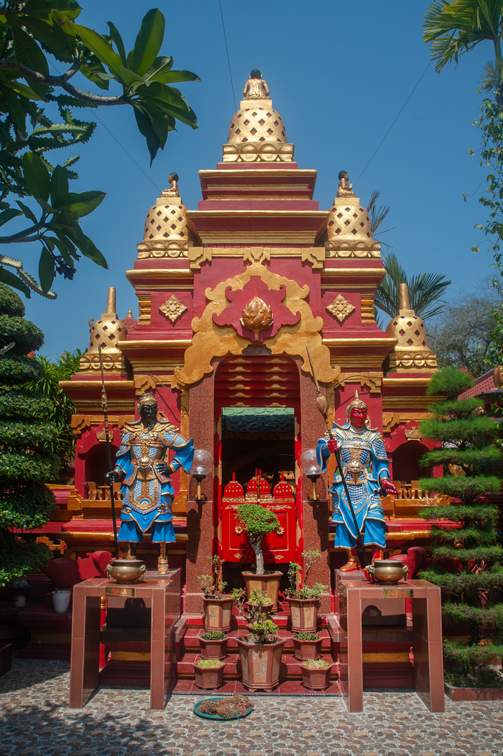 Griya Kongco Dwipayana temple