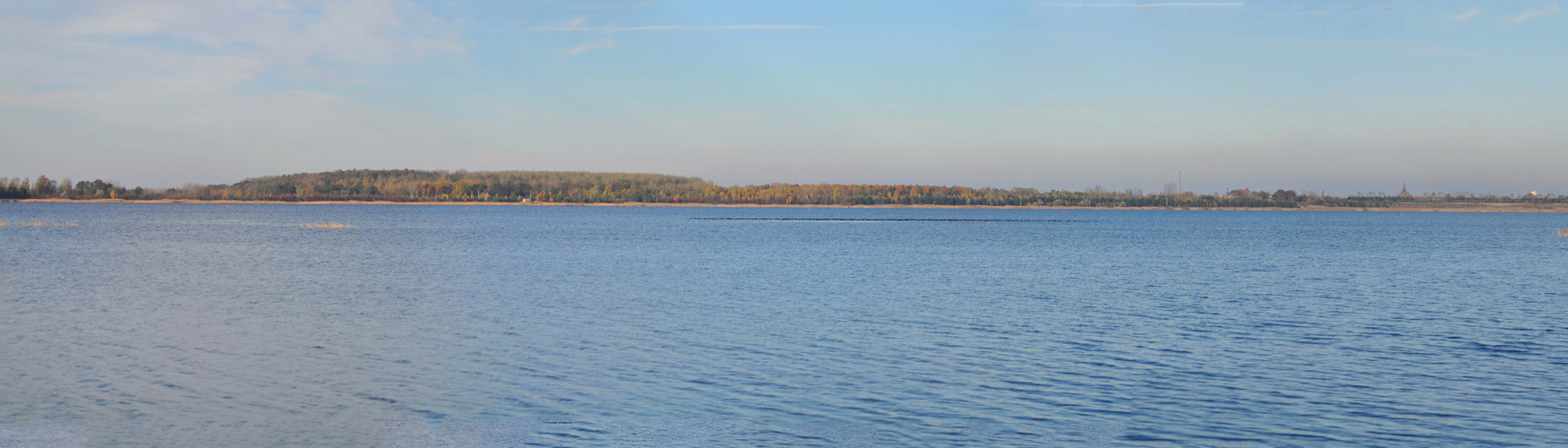 Gröberner See im Herbst