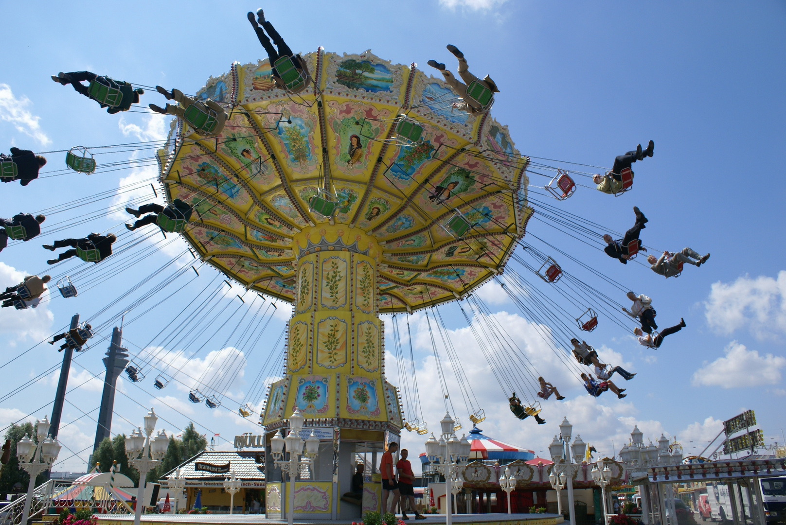 Größte Kirmes am Rhein