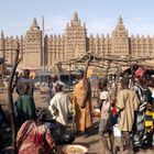 Grösste Lehmbaumoschee der Welt in Djennè/Mali