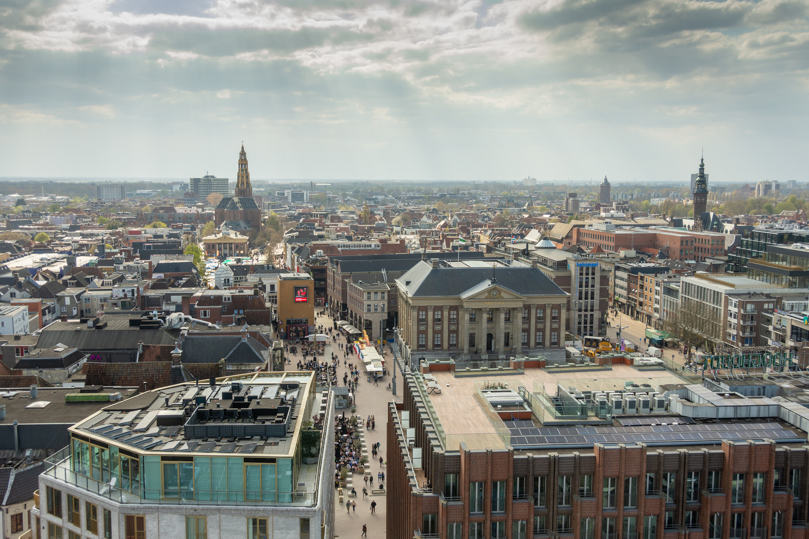 Groningen - Forum Groningen - View in West Direction / Grote Markt / A-kerk