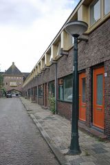 Groningen (Oosterparkbuurt) - Zonnebloemstraat - 01